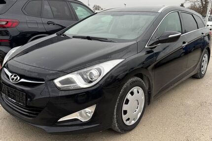 Hyundai i40 231.000 km 3.990 &euro; München 81829
