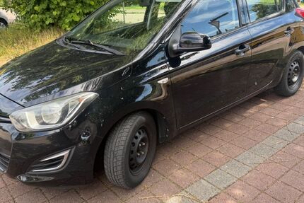 Hyundai i20 134.000 km 3.400 &euro; Schwäbisch Gmünd 73527