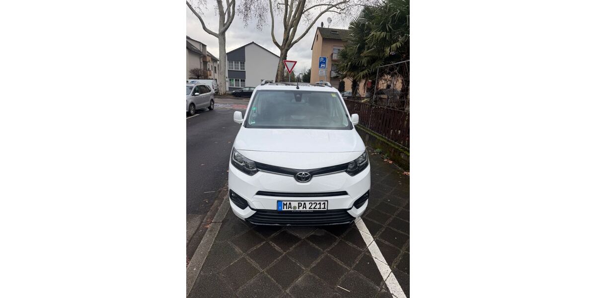 Toyota Proace City 103.500 km 16.600 &euro; Mannheim 68309