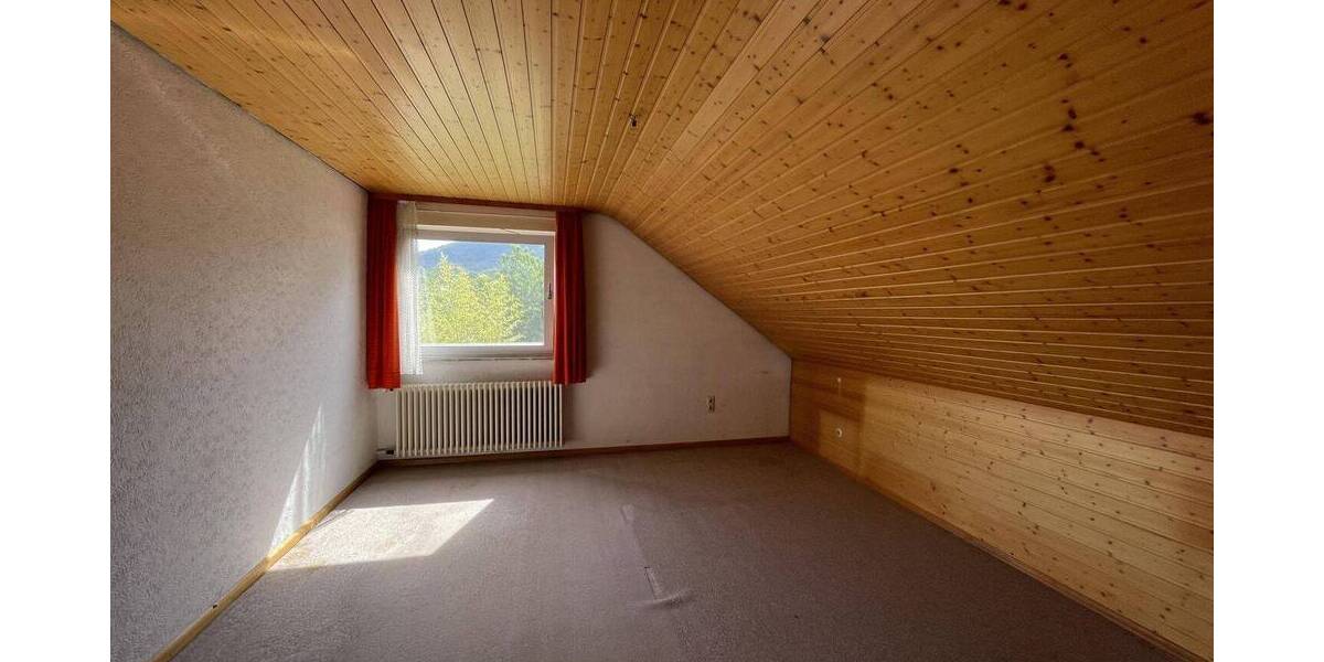 Einfamilienhaus Offenburg Zell-Weierbach - 7 Zimmer, 146 m&sup2;, 495.000&euro; | Angebot:26881908