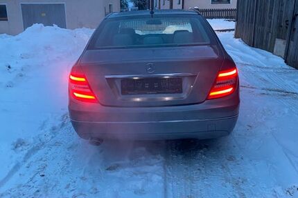 Mercedes-Benz 200 52.400 km 13.700 &euro; Erbendorf 92681