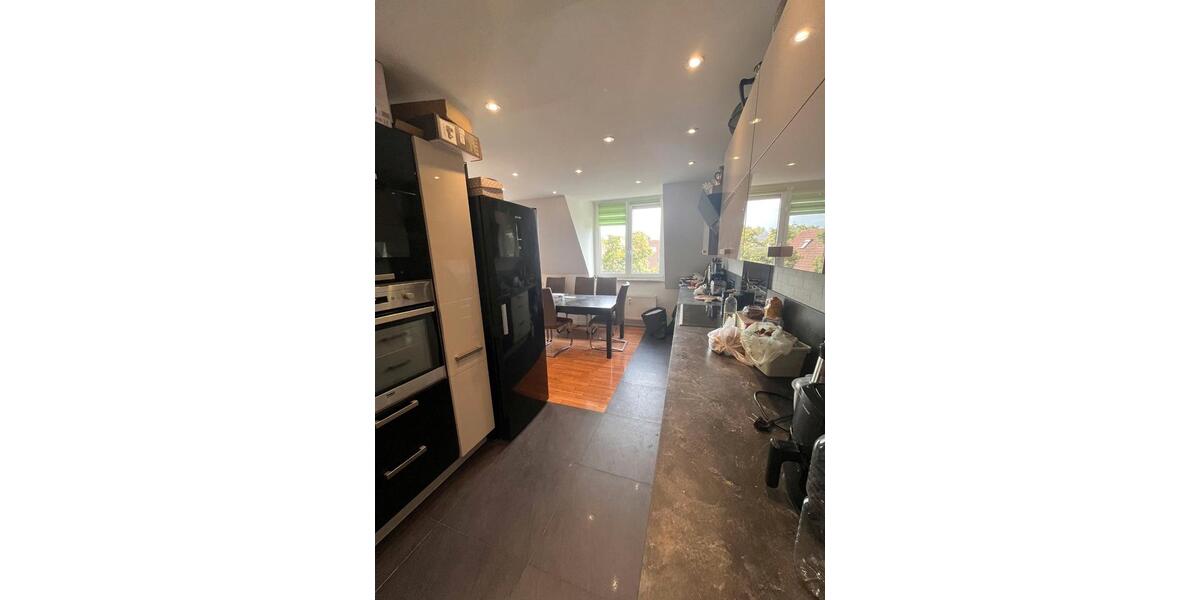 Etagenwohnung Würzburg Heuchelhof - 4 Zimmer, 107 m&sup2;, 320.000&euro; | Angebot:27243404
