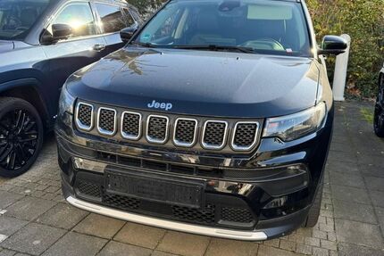 Jeep Compass 58.964 km 20.980 &euro; Rüsselsheim 65428
