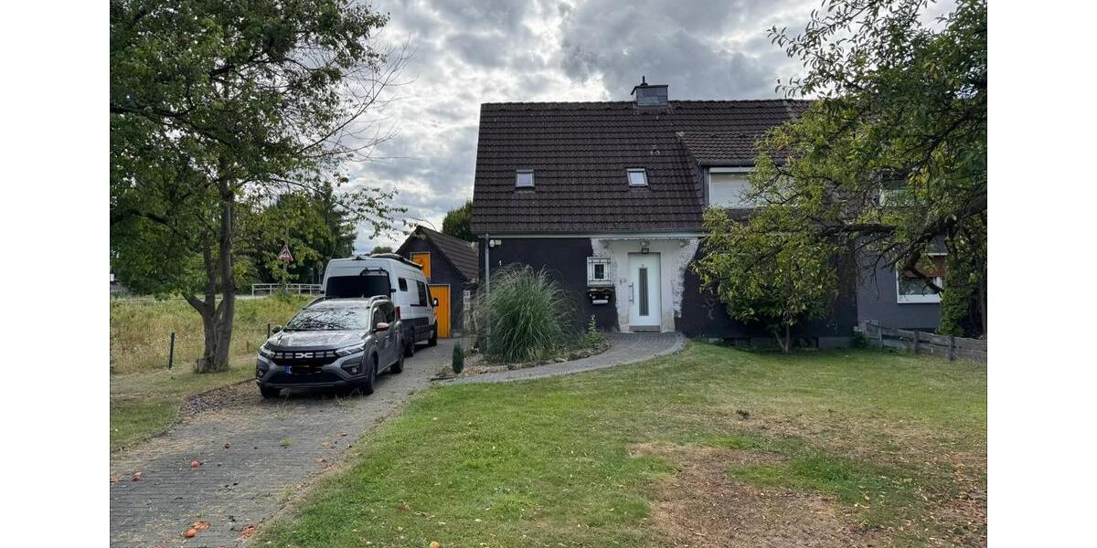Doppelhaushälfte Bergkamen - 8 Zimmer, 127 m&sup2;, 275.000&euro; | Angebot:26457960