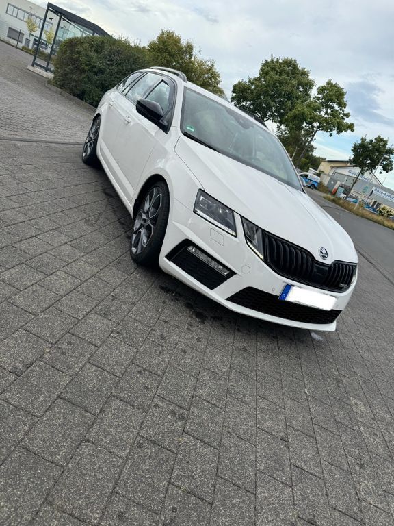 Skoda Octavia 122.000 km 18.200 € Alfter 53347