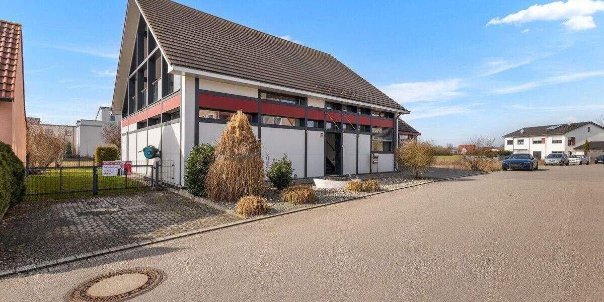 Einfamilienhaus Neutraubling - 5 Zimmer, 203 m&sup2;, 1.080.000&euro; | Angebot:25702693