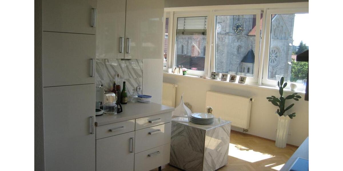 Einfamilienhaus Würzburg Sanderau - 2 Zimmer, 160 m&sup2;, 1.900&euro; | Angebot:25056906