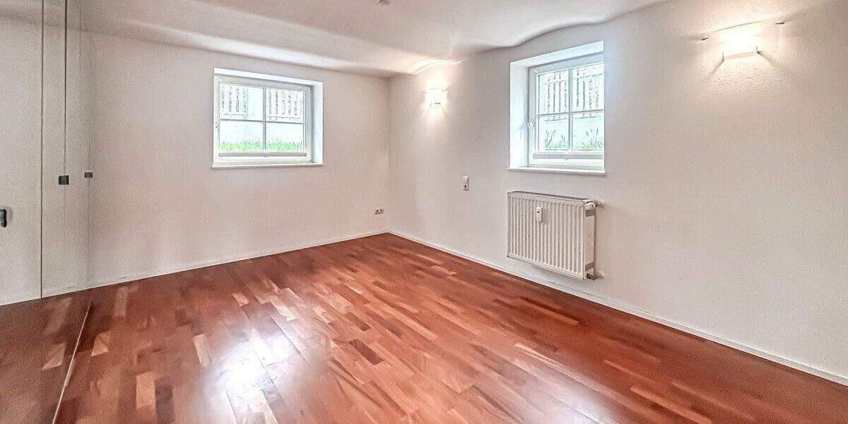 Etagenwohnung Kehl - 2 Zimmer, 61 m&sup2;, 690&euro; | Angebot:25533165