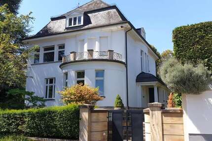 Haus Wiesbaden Nordost - 9 Zimmer, 438 m&sup2;, 6.000&euro; | Angebot:24996354