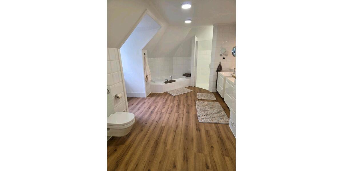 Villa Pelm - 11 Zimmer, 550 m&sup2;, 790.000&euro; | Angebot:27098660