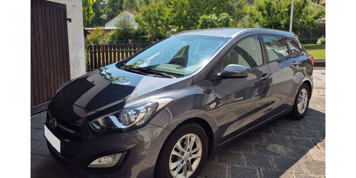 Hyundai i30 145.026 km 6.900 &euro; Heppenheim 64646