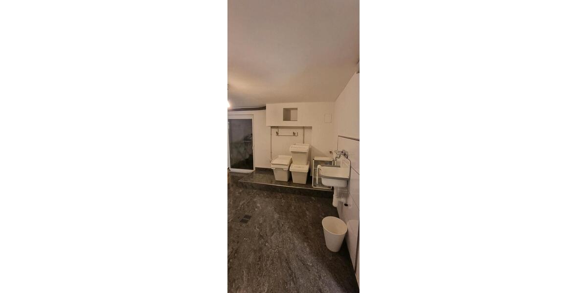 Doppelhaushälfte Kraichtal - 8 Zimmer, 165 m&sup2;, 1.850&euro; | Angebot:25807134