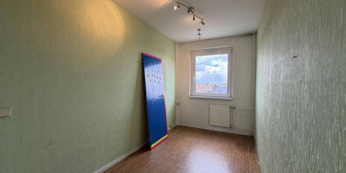 Etagenwohnung Sömmerda - 3 Zimmer, 71 m&sup2;, 48.000&euro; | Angebot:26274332