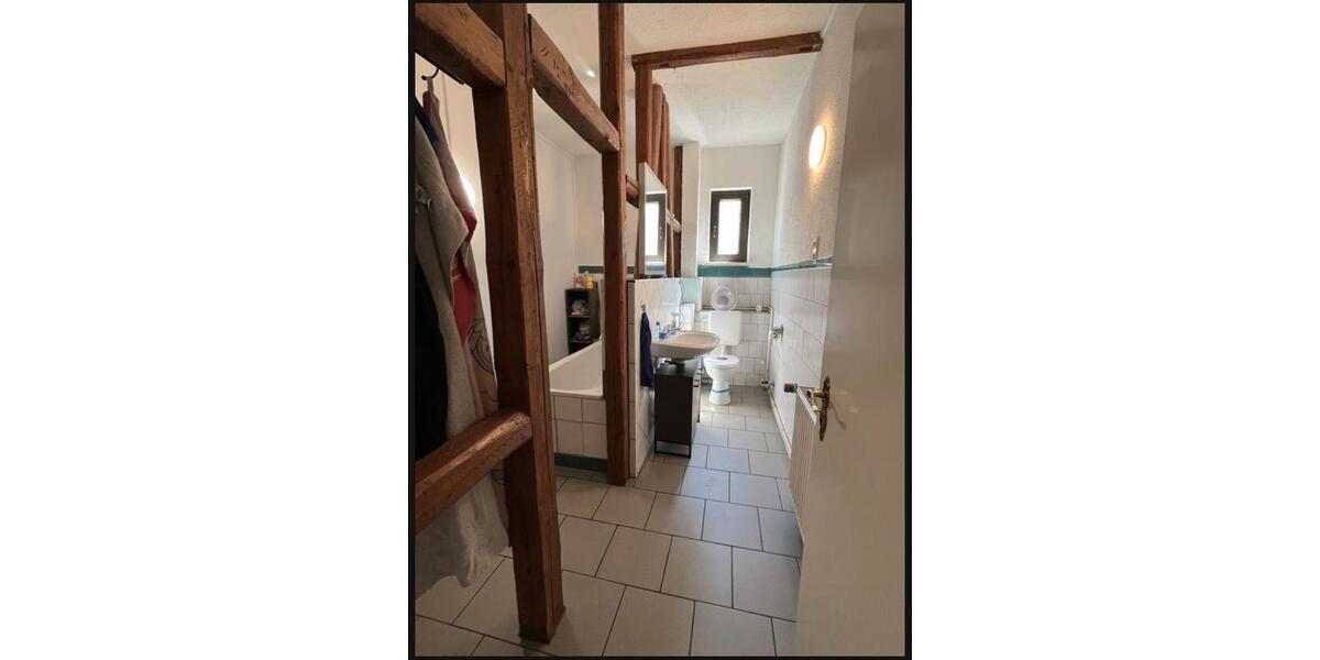 Etagenwohnung Bad Salzungen - 4 Zimmer, 105 m&sup2;, 927&euro; | Angebot:25982536