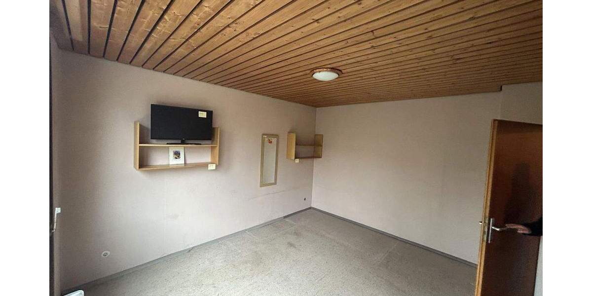 Von privat: Reihenmittelhaus mit 5 Zimmern, Garten, Keller und Garage in Bovenden 5 zimmer