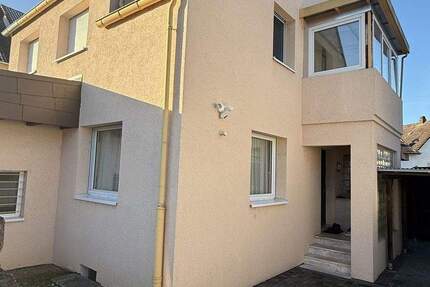 Haus Rodenbach Niederrodenbach - 6 Zimmer, 140 m&sup2;, 1.820&euro; | Angebot:24566461