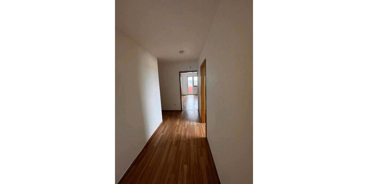 Etagenwohnung Mainaschaff - 5 Zimmer, 120 m&sup2;, 1.200&euro; | Angebot:26403675