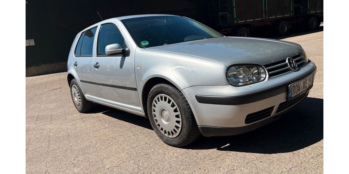 VW Golf 215.500 km 2.400 &euro; Heeslingen 27404