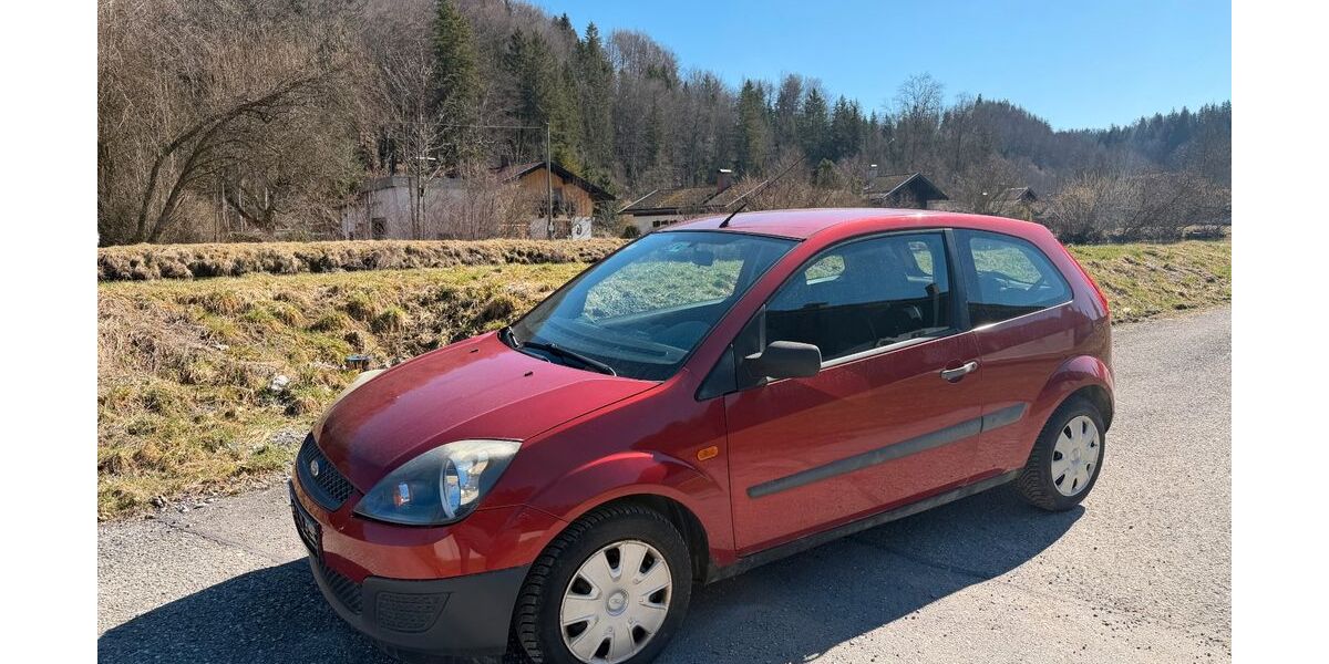 Ford Fiesta 186.000 km 999 &euro; Miesbach 83714