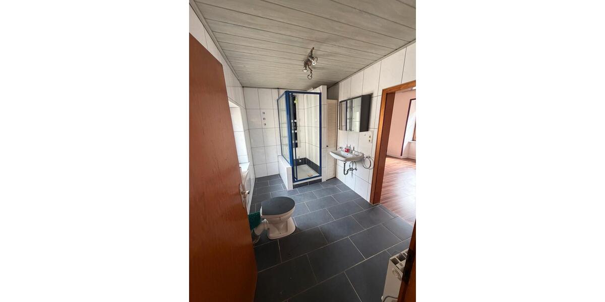 Einfamilienhaus Traben-Trarbach Trarbach - 7 Zimmer, 100 m&sup2;, 99.000&euro; | Angebot:26424686