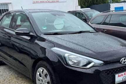 Hyundai i20 72.158 km 9.798 &euro; Mainz 55120