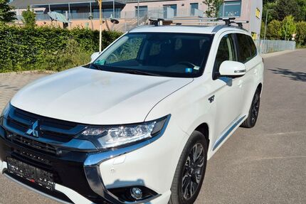 Mitsubishi Plug-in Hybrid Outlander 241.000 km 10.500 &euro; Neuenburg 79395