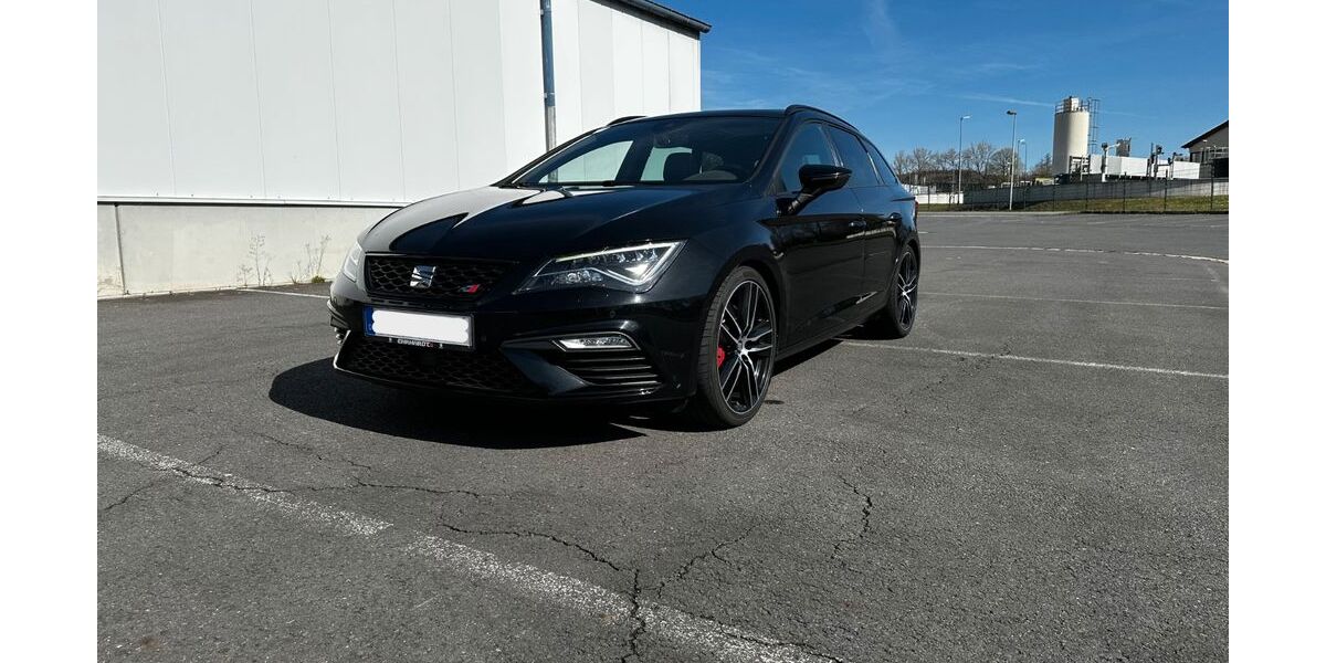 Seat Leon 147.615 km 19.700 &euro; Steinbach 98667