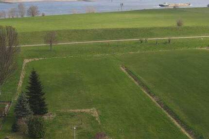 Bauen mit Blick auf den Rhein. Einzigartiges 1000 qm großes Baugrundstück zimmer