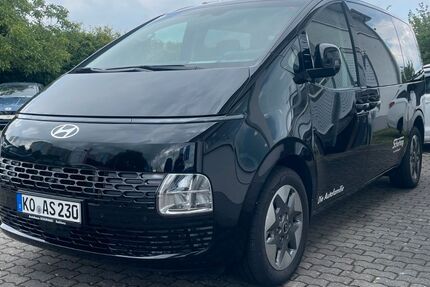 Hyundai STARIA 20.000 km 42.990 &euro; Koblenz 56072