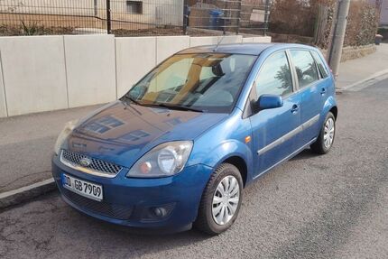 Ford Fiesta 130.000 km 3.000 € Dresden 01156