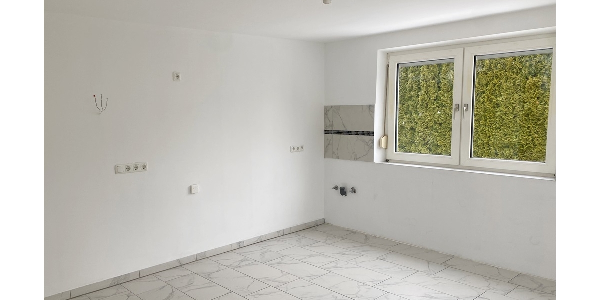 Wohntraum in Augsburg-Bärenkeller Ein- oder Zweifamilienhaus mit Pool - Zweifamilienhaus Augsburg / Bärenkeller Bärenkeller | Angebot:27312622