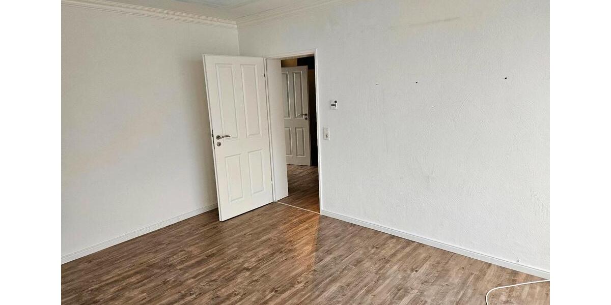 Dachgeschoßwohnung Lippstadt Overhagen - 2 Zimmer, 58 m&sup2;, 139.000&euro; | Angebot:26920836