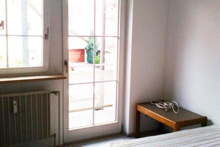 Apartement mit TG; Regensburg Nähe Uni; teilmöbliert