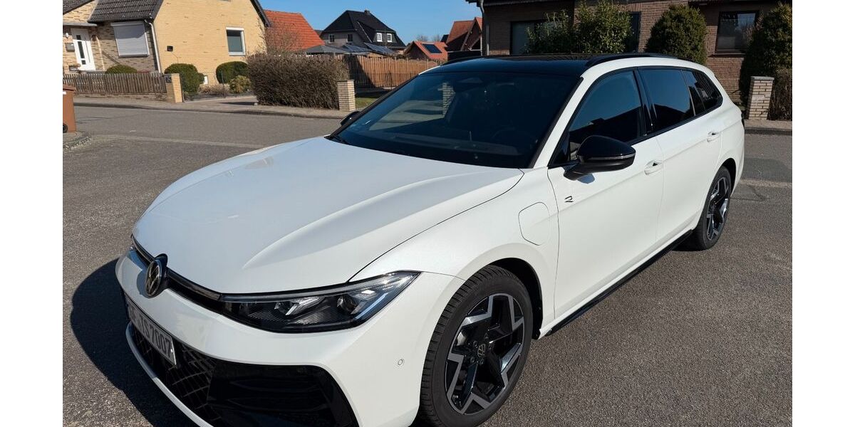 VW Passat 22.800 km 46.499 &euro; Tappenbeck 38479