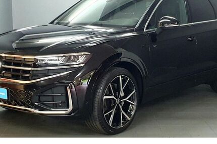 VW Touareg 14.150 km 79.970 € Blaubeuren 89143