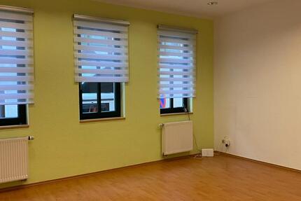 Attraktive 2,5-Zimmer-Wohnung mit Einbauküche – in Schmalkalden 2 zimmer