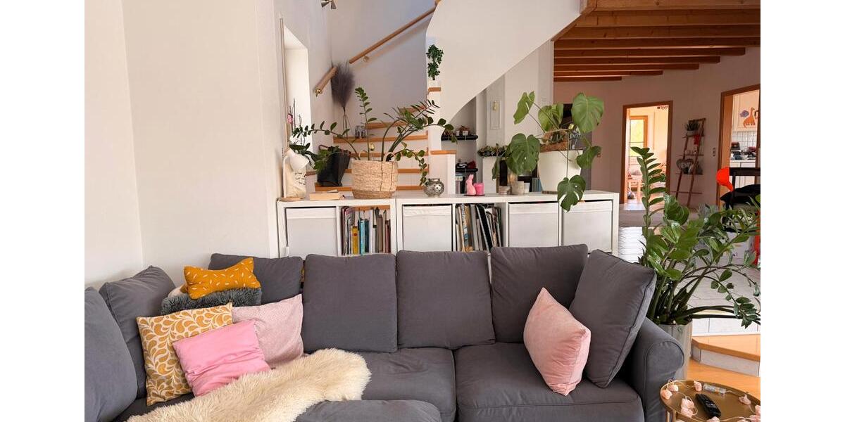 Einfamilienhaus Hohenroth - 8 Zimmer, 190 m&sup2;, 1.450&euro; | Angebot:26320939