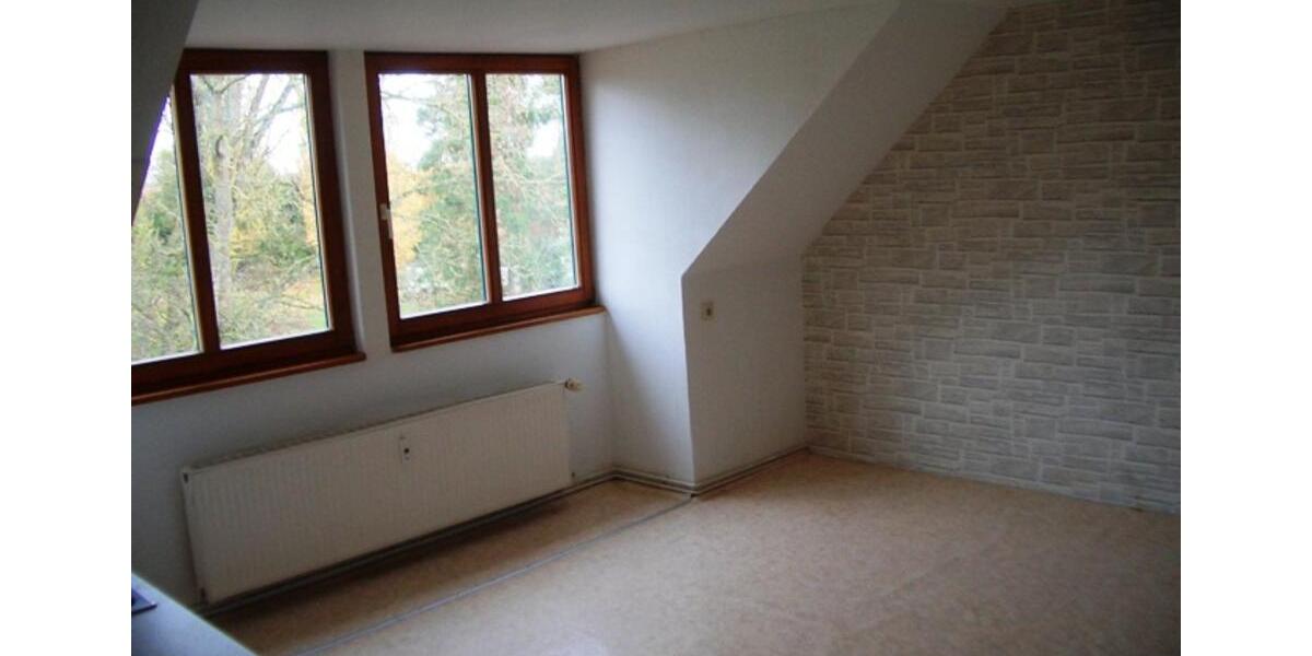 Dachgeschoßwohnung Lübz - 3 Zimmer, 83 m&sup2;, 549&euro; | Angebot:23543814