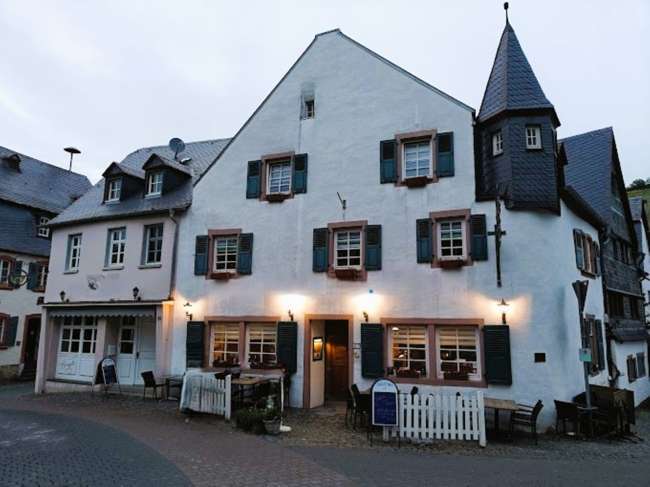 Gastronomie in Veldenz 575.000 € 786 m² zimmer