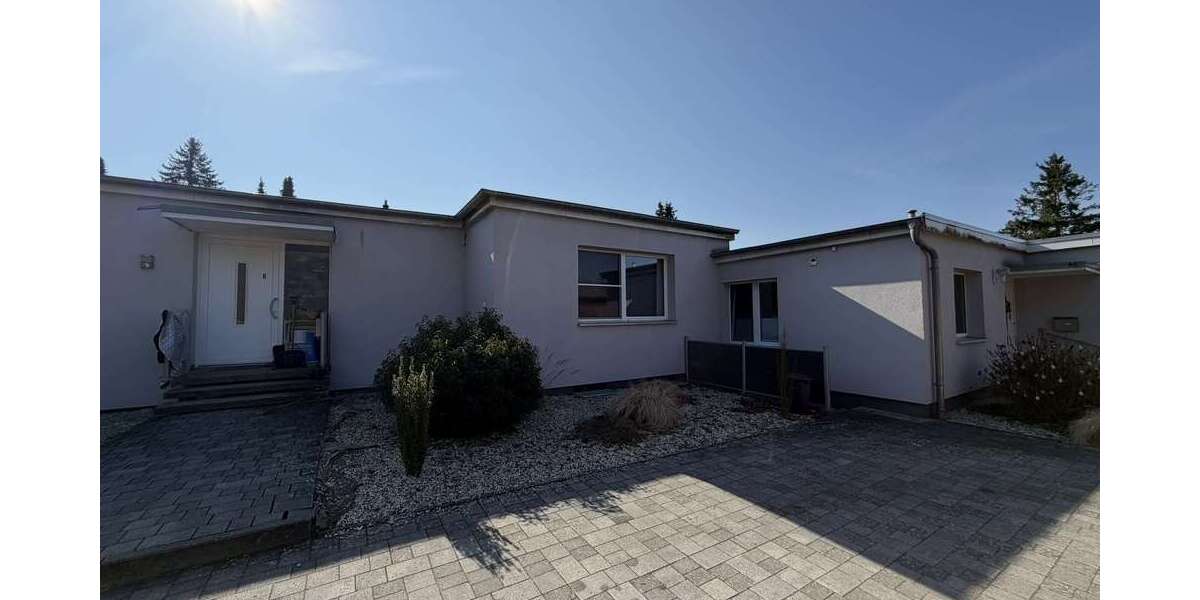 Einfamilienhaus Groß Grönau - 12 Zimmer, 370 m&sup2;, 1.400.000&euro; | Angebot:26504296