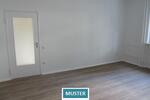 Die Gelegenheit: großzügig geschnitten und Top saniert: helle 2-Zimmer-Wohnung mit Wintergarten zimmer