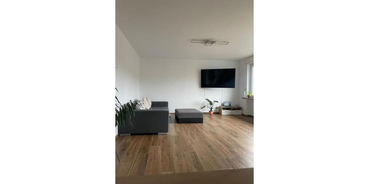 Etagenwohnung Bonn Hardtberg - 4 Zimmer, 100 m&sup2;, 950&euro; | Angebot:25932372