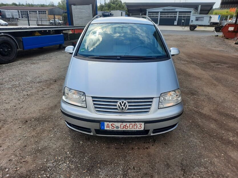 VW Sharan 176.000 km 3.500 € Sulzbach-Rosenberg 92237
