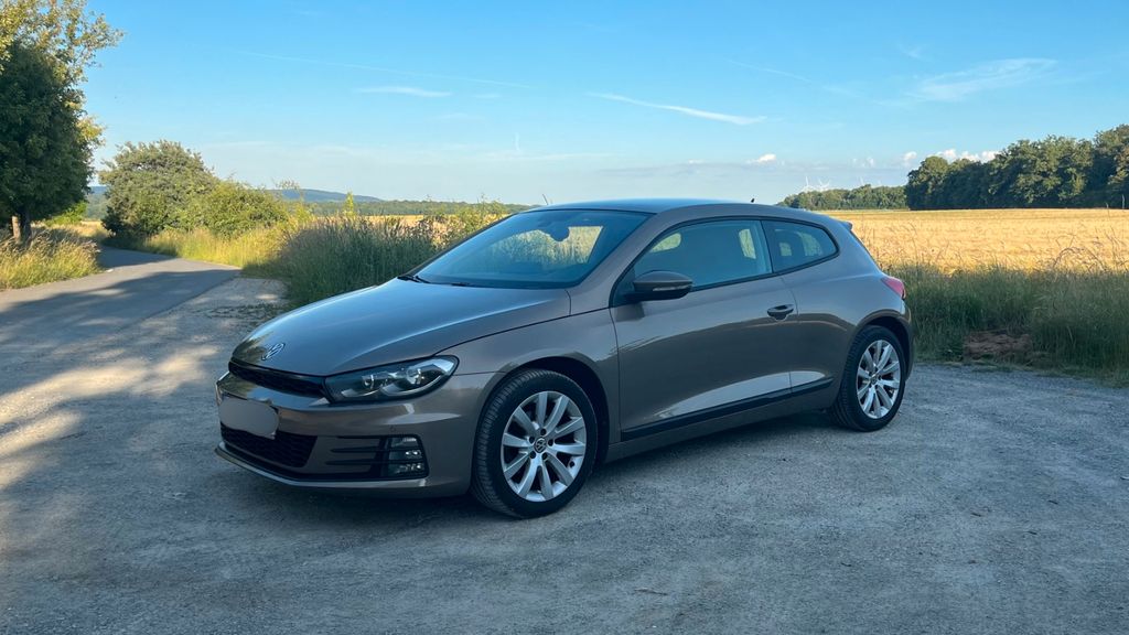 VW Scirocco 160.000 km 12.900 &euro; Braunschweig 38126