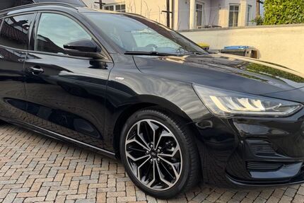 Ford Focus 45.900 km 20.700 &euro; Münzenberg 35516