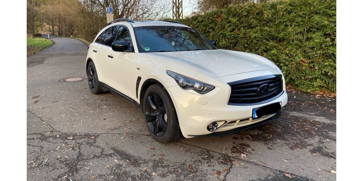 INFINITI QX70 112.220 km 16.000 &euro; Attendorn 57439