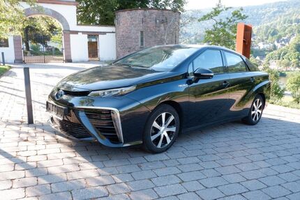 Toyota Mirai 57.000 km 8.000 &euro; Heidelberg 69118
