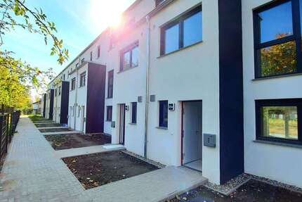 Haus zum Mieten in Magdeburg 1.386 € 126 m² 4 zimmer