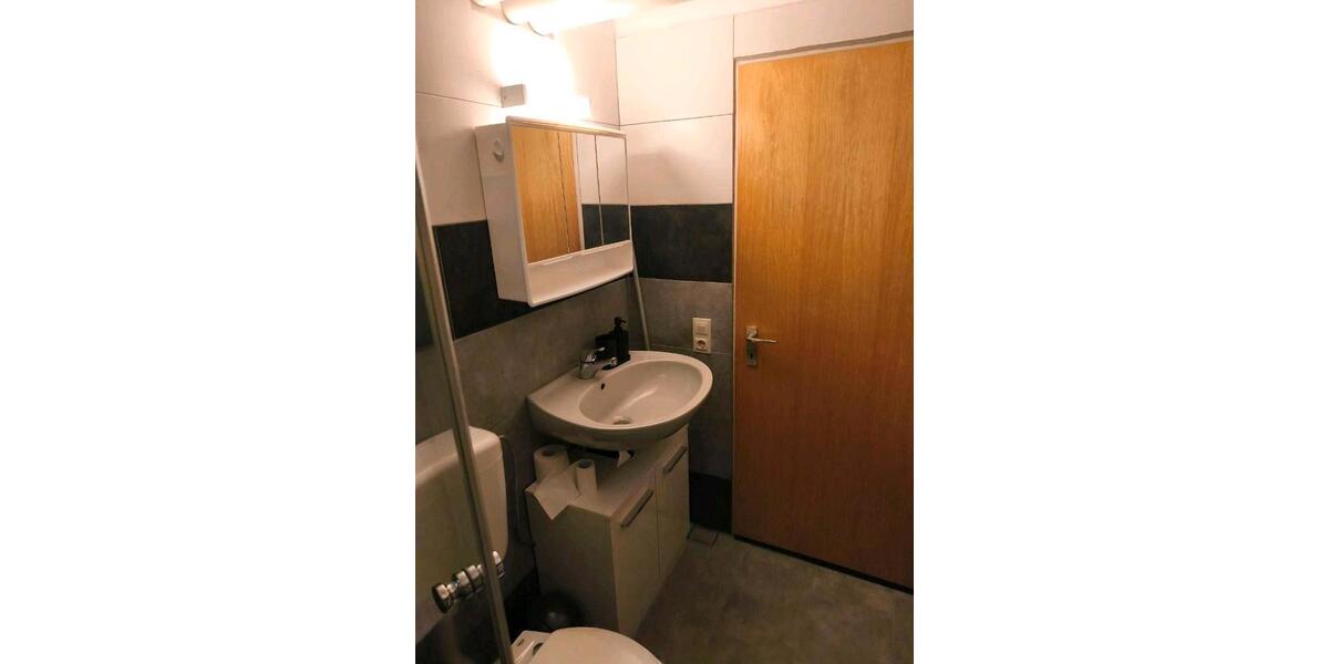 Etagenwohnung Mössingen - 1.5 Zimmer, 20 m&sup2;, 750&euro; | Angebot:26386644