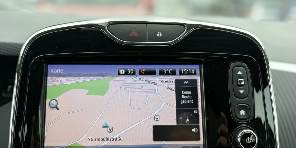 Renault ZOE Intens KEYLESS/TEMPOMAT/KAMERA/NAVI/KLIMA 97.952 km 6.590 &euro; Villingen-Schwenningen 78054